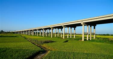 6766平台集团投资建设的邛名高速公路实现竣工验收